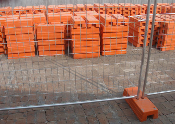Przenośne tymczasowe panele ogrodzeniowe 32 mm Fajka tymczasowa Ogrodzenie plastikowe stopy