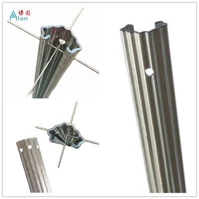 Q235 Stalowe słupki do roślin metalowych 1,8 mm do roślin zewnętrznych